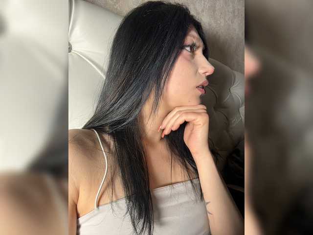 LuckyStar's BongaCams profile