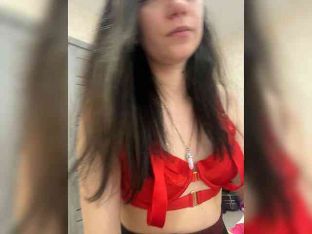 LuckyStar Live Webcam on BongaCams