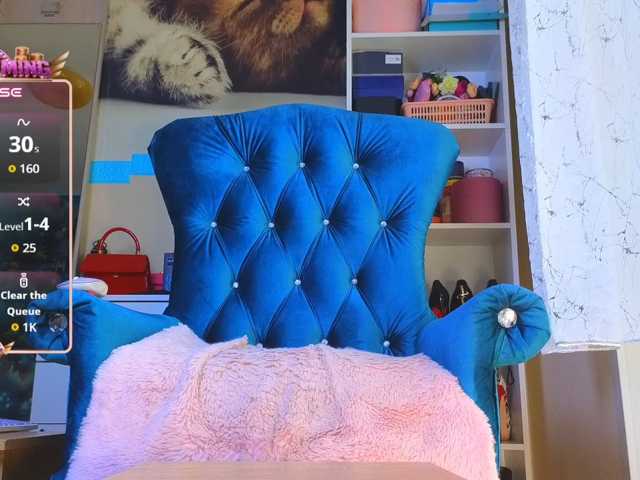 le modèle Mistress-Gwen est en webcam porno dans un show sur le site bongacams, il possède les tags suivants: White/Caucasian,Blonde,Shaved