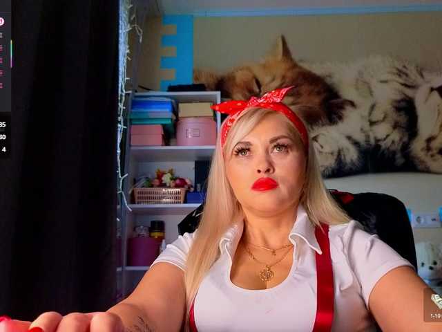 Mistress-Gwen's BongaCams show and profile