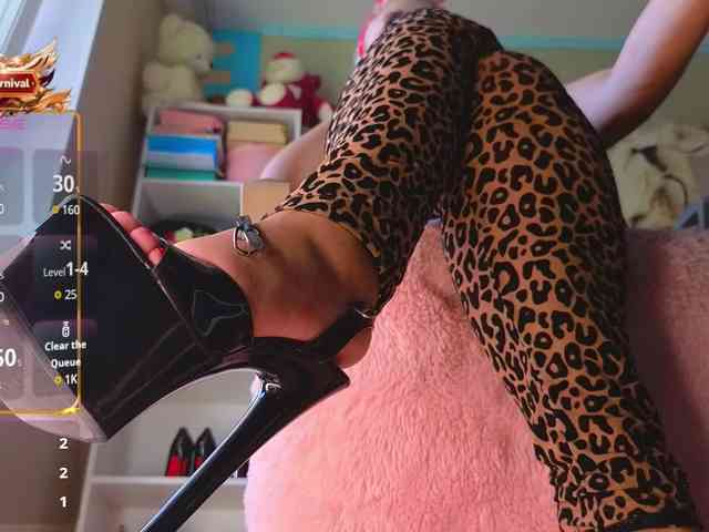 Mistress-Gwen webcam