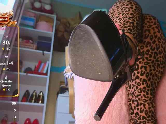Mistress-Gwen webcam