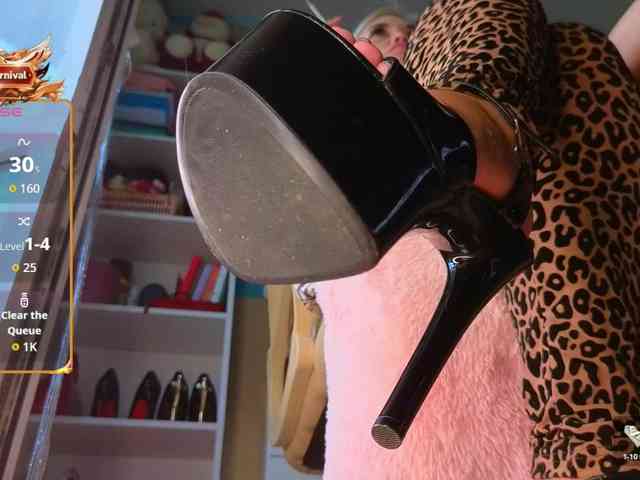 Mistress-Gwen webcam
