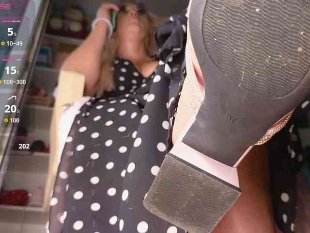 Mistress-Gwen webcam