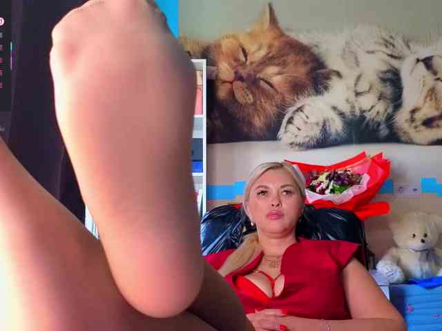 Mistress-Gwen webcam