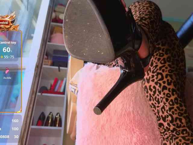 Mistress-Gwen webcam