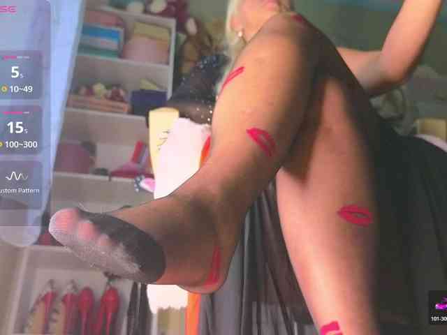 Mistress-Gwen webcam