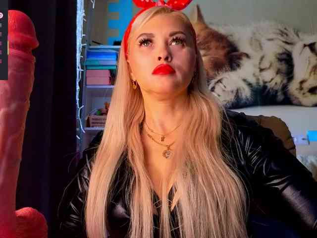 Mistress-Gwen webcam