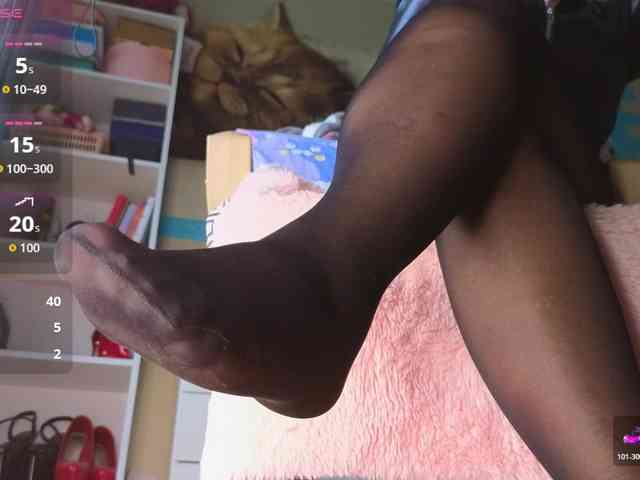 Mistress-Gwen webcam