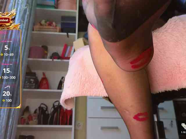 Mistress-Gwen webcam