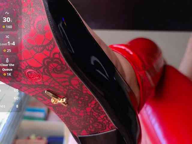 Mistress-Gwen webcam
