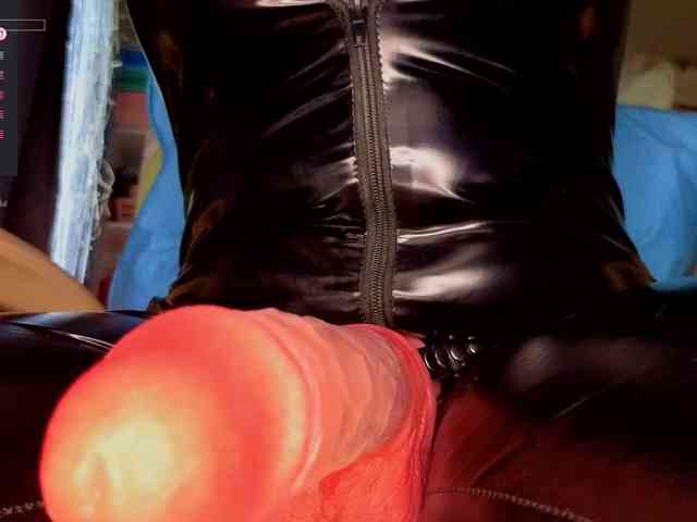 Mistress-Gwen webcam