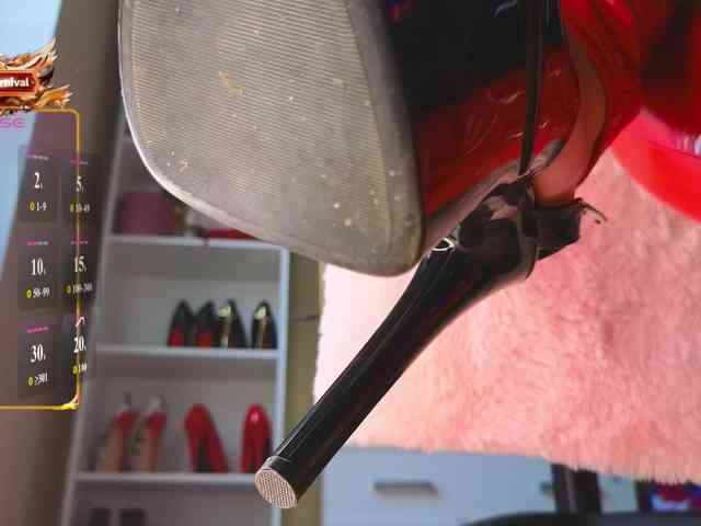 Mistress-Gwen webcam