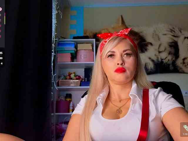 Mistress-Gwen webcam