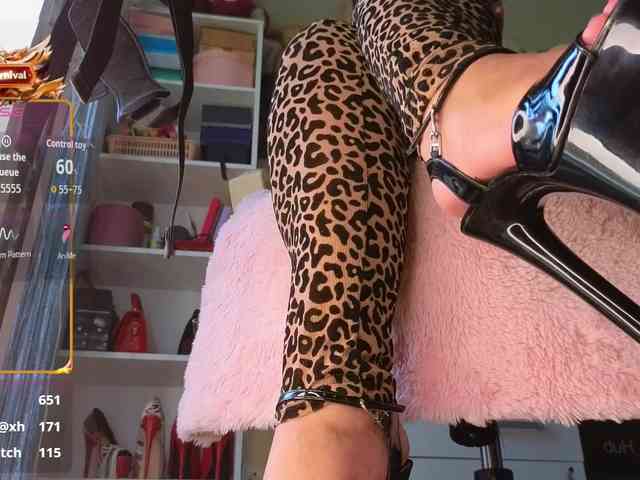 Mistress-Gwen webcam