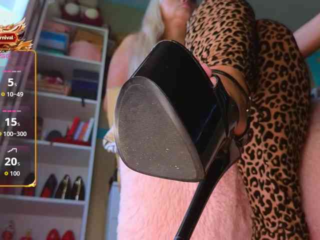 Mistress-Gwen webcam
