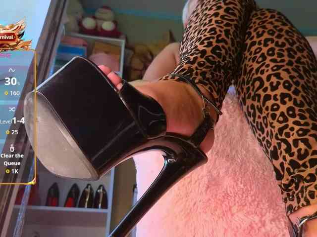 Mistress-Gwen webcam