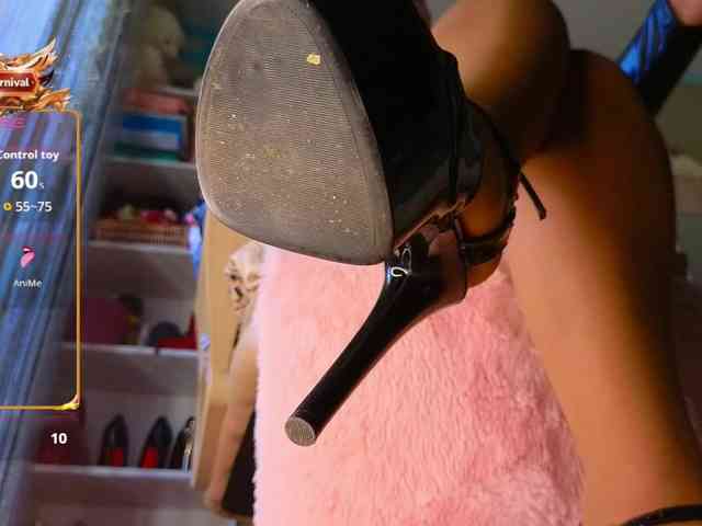 Mistress-Gwen webcam