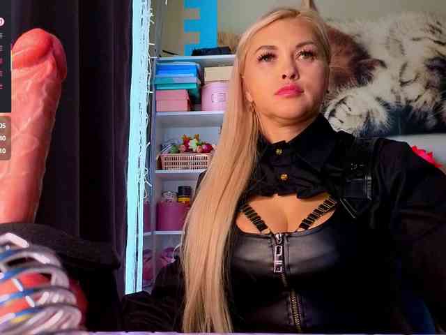 Mistress-Gwen webcam