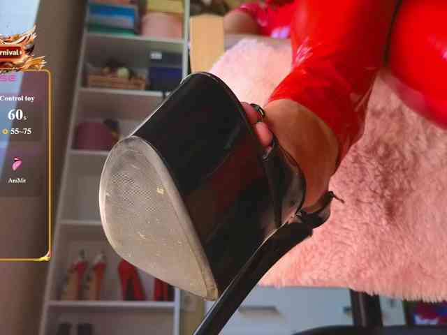 Mistress-Gwen webcam