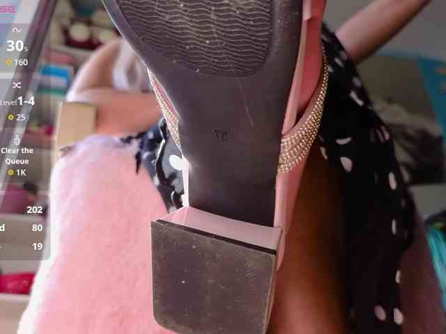 Mistress-Gwen webcam