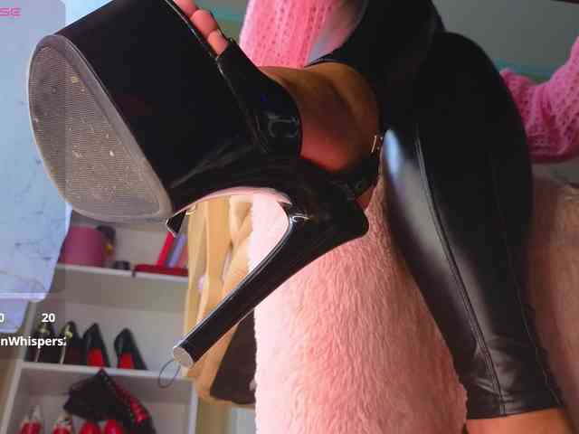Mistress-Gwen webcam