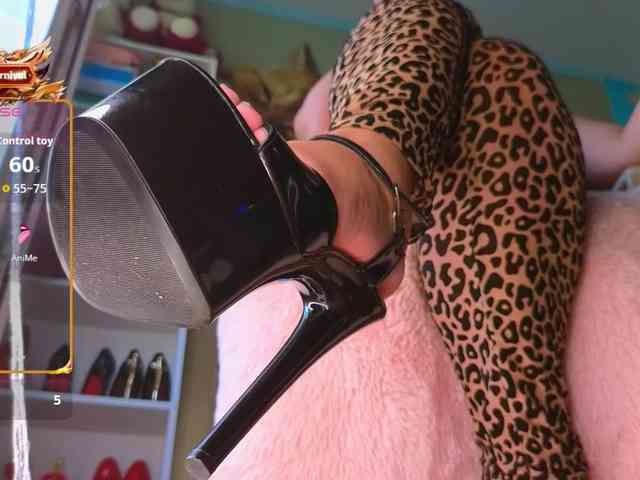 Mistress-Gwen webcam