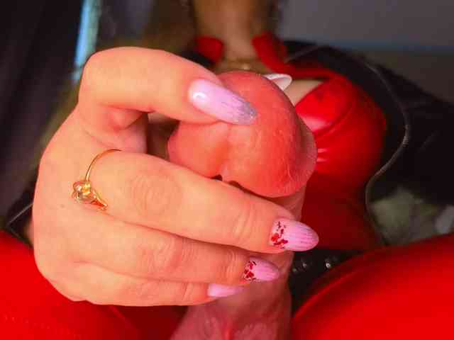 Mistress-Gwen webcam
