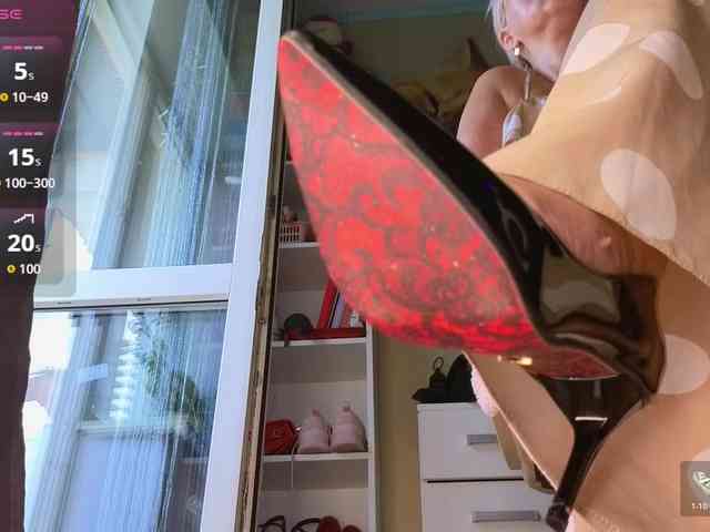 Mistress-Gwen Sex Cam Show