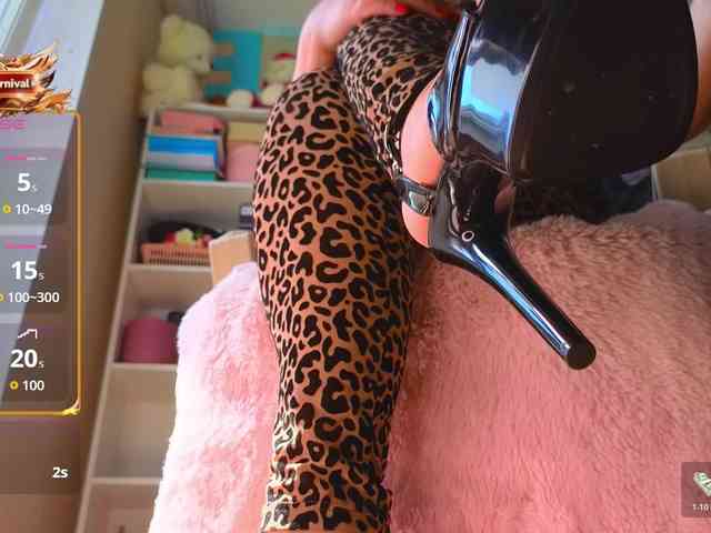 Mistress-Gwen webcam
