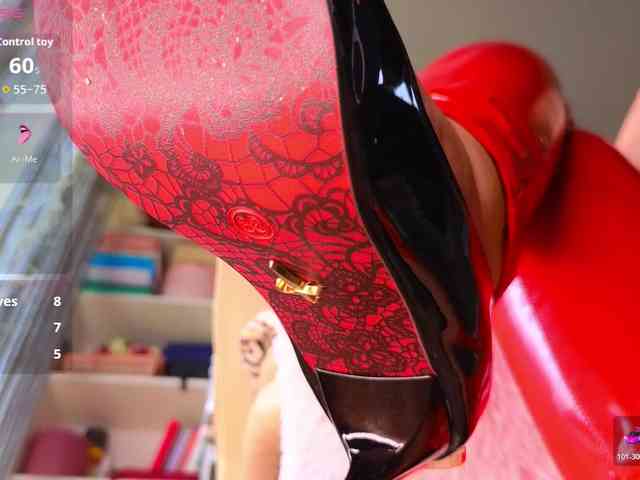 Mistress-Gwen Mistress-Gwen