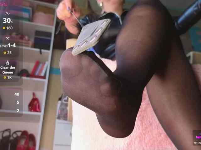 Mistress-Gwen webcam