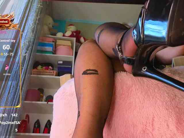 Mistress-Gwen webcam