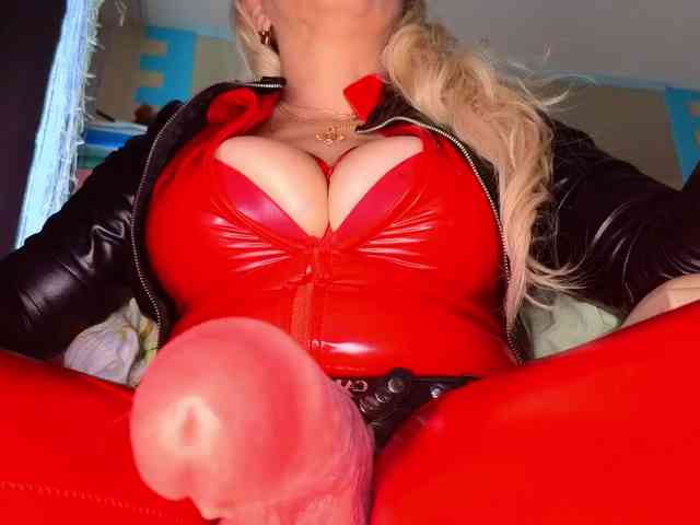 Mistress-Gwen webcam