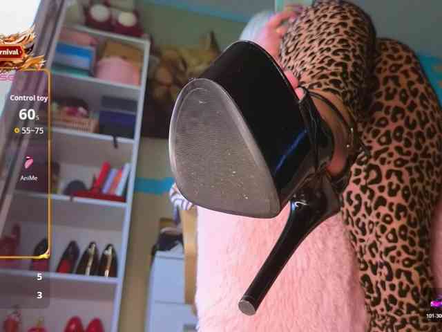 Mistress-Gwen webcam