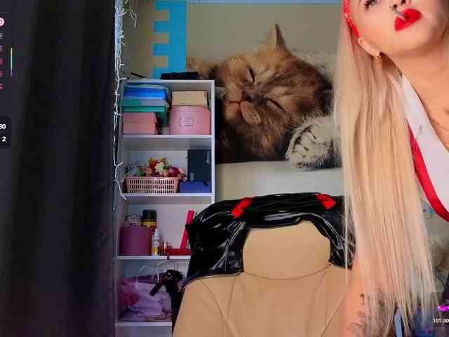 Mistress-Gwen webcam