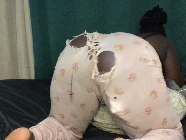 Sexxywetpussy live cam preview