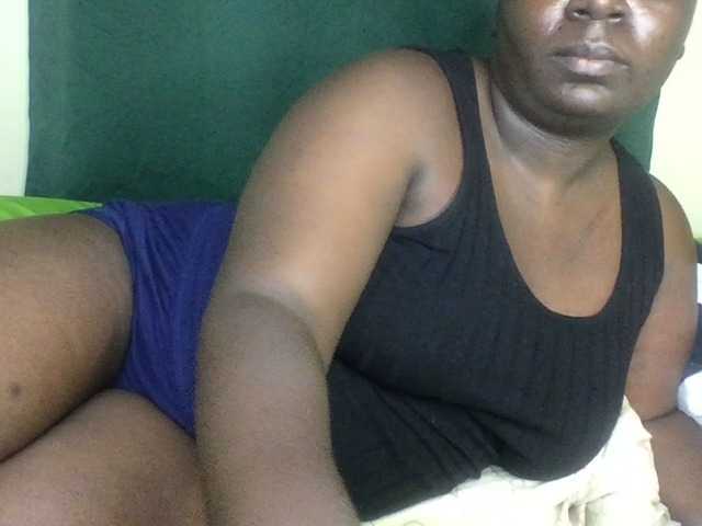 Sexxywetpussy live webcam show