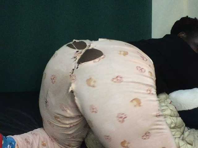 Sexxywetpussy live cam preview