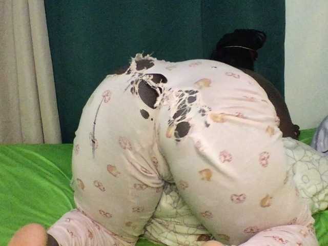 Sexxywetpussy live cam on BongaCams