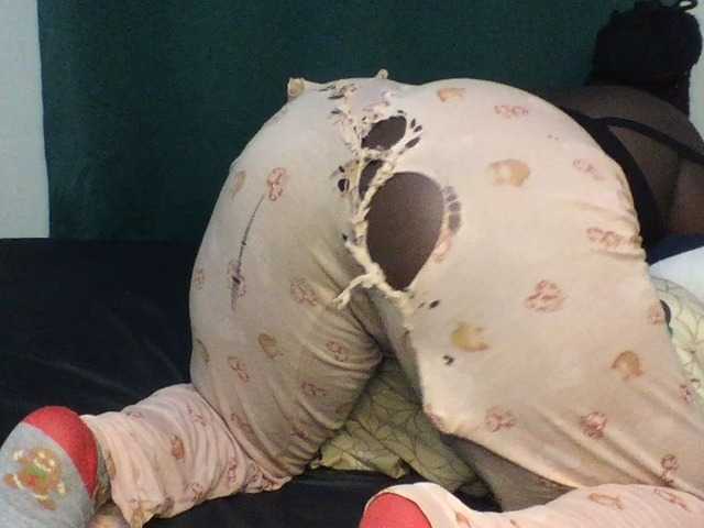 Sexxywetpussy live cam on BongaCams