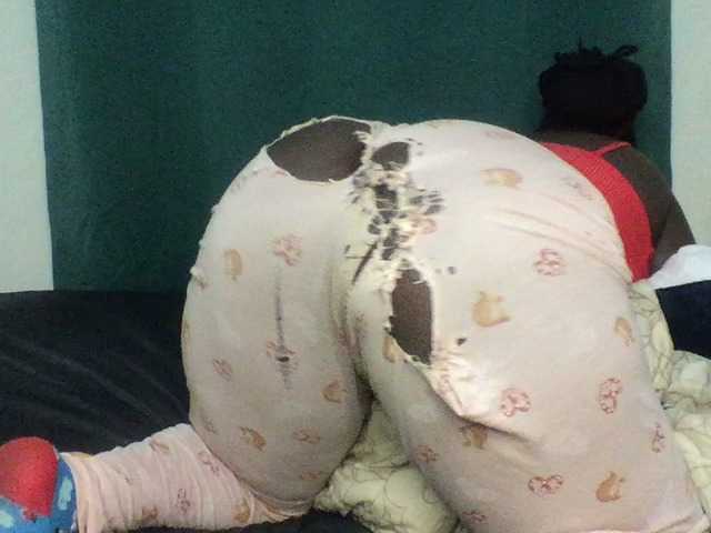 Sexxywetpussy live cam on BongaCams