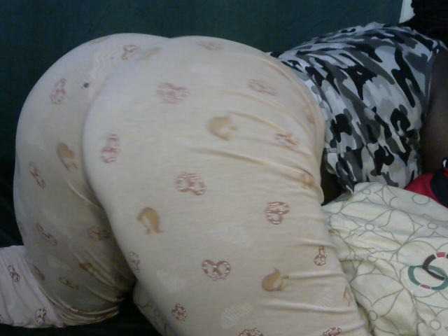 Sexxywetpussy live cam on BongaCams