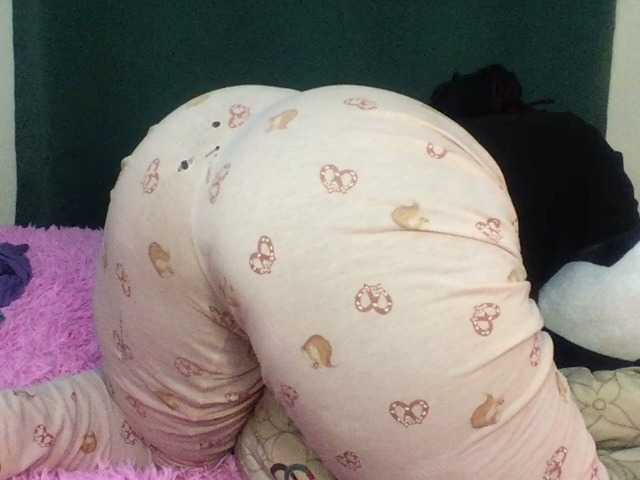 Sexxywetpussy live cam on BongaCams