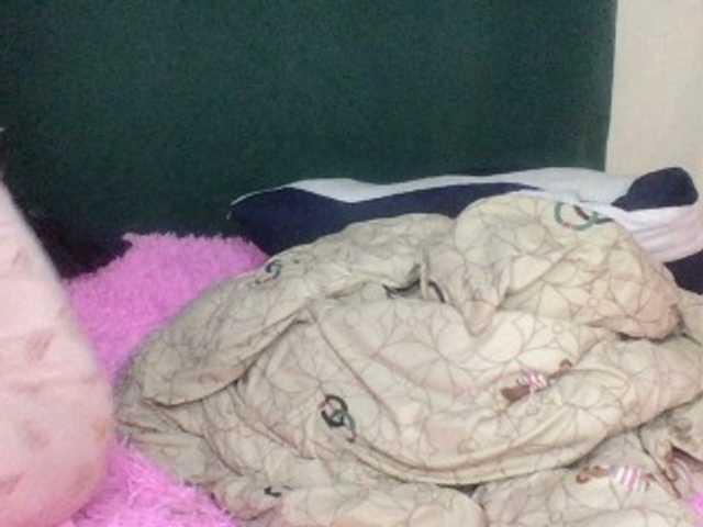Sexxywetpussy live cam on BongaCams