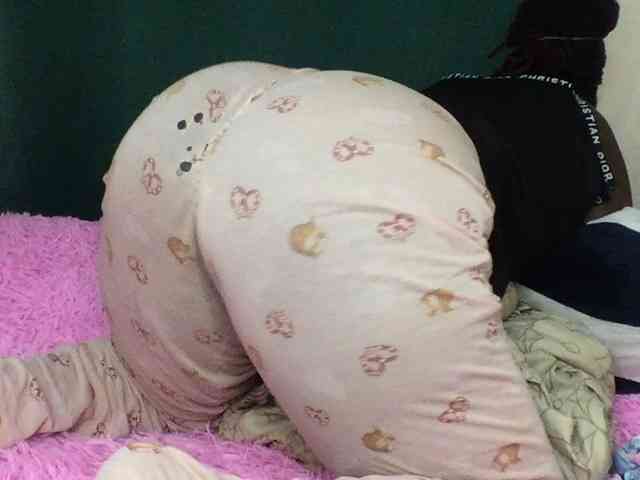 Sexxywetpussy webcam