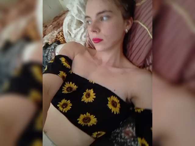 Kaylamurmur live cam on UnifiedCams