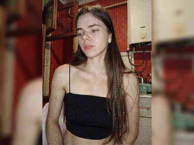 Kaylamur's cam show statistics and live stream