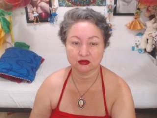 LADYQUEEN520