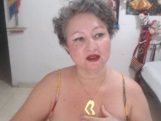 LADYQUEEN520